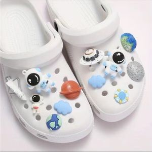 B31 mini charms for your crocs